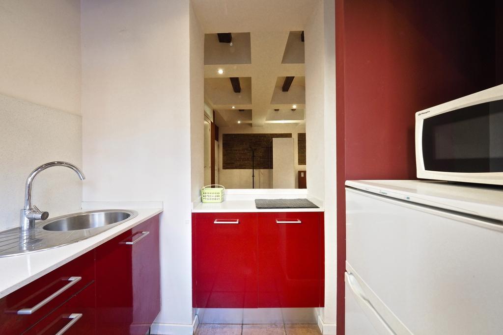 Sunny Apartments Barcelona Exterior photo