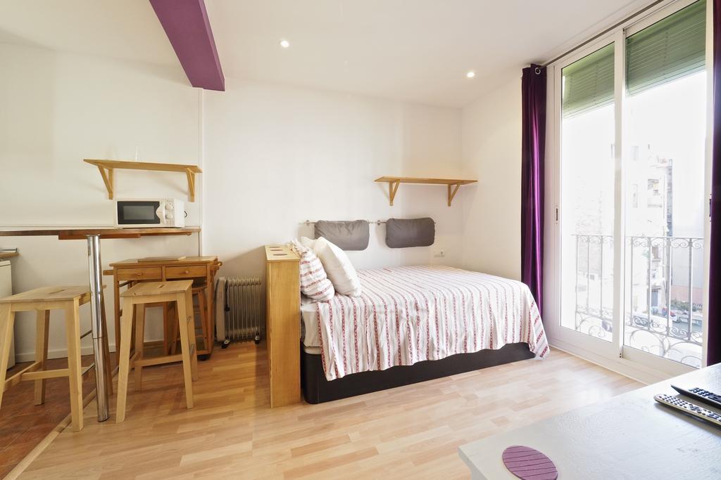 Sunny Apartments Barcelona Exterior photo